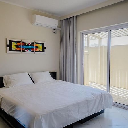 Modern 1-Bedroom-Apartment 2 Km From Eagle Beach Palm Beach Esterno foto