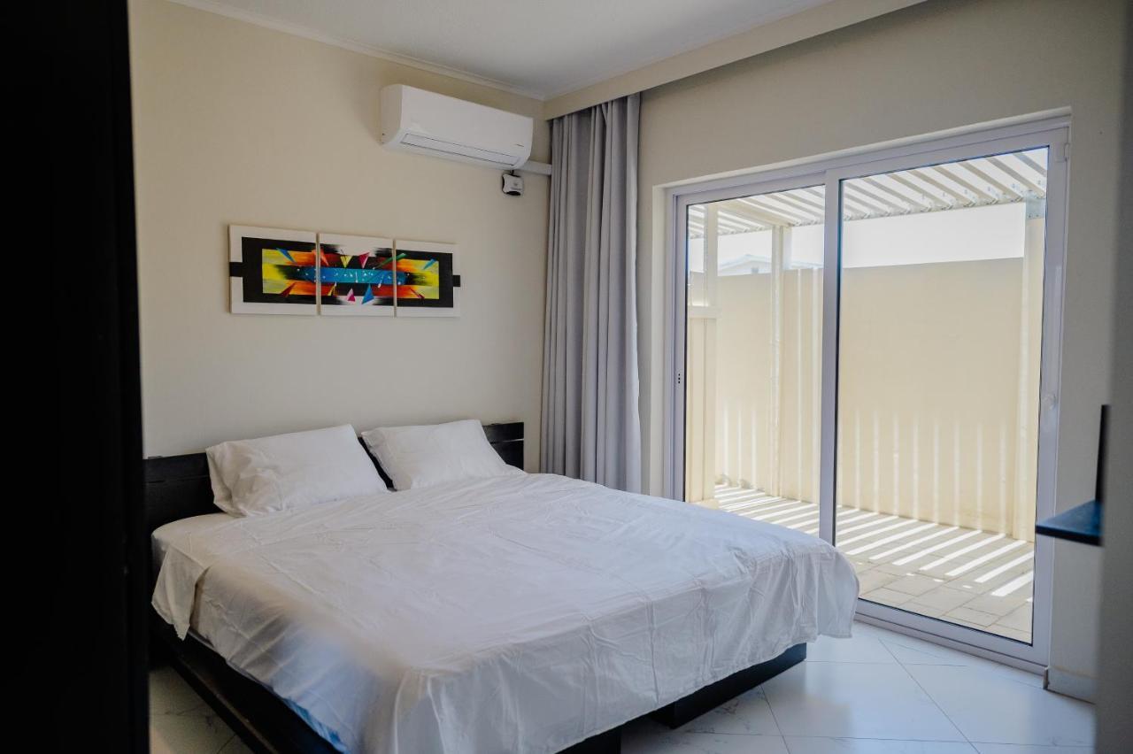 Modern 1-Bedroom-Apartment 2 Km From Eagle Beach Palm Beach Esterno foto